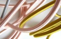 Super-Light, cables completamente a la vista
